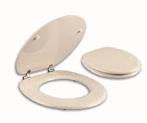 מושב אסלה עץ יצוק עם התקנה עילית וצירי נירוסטה פרגמון