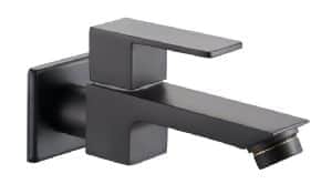 ברז קיר מים קרים מרובע שחור